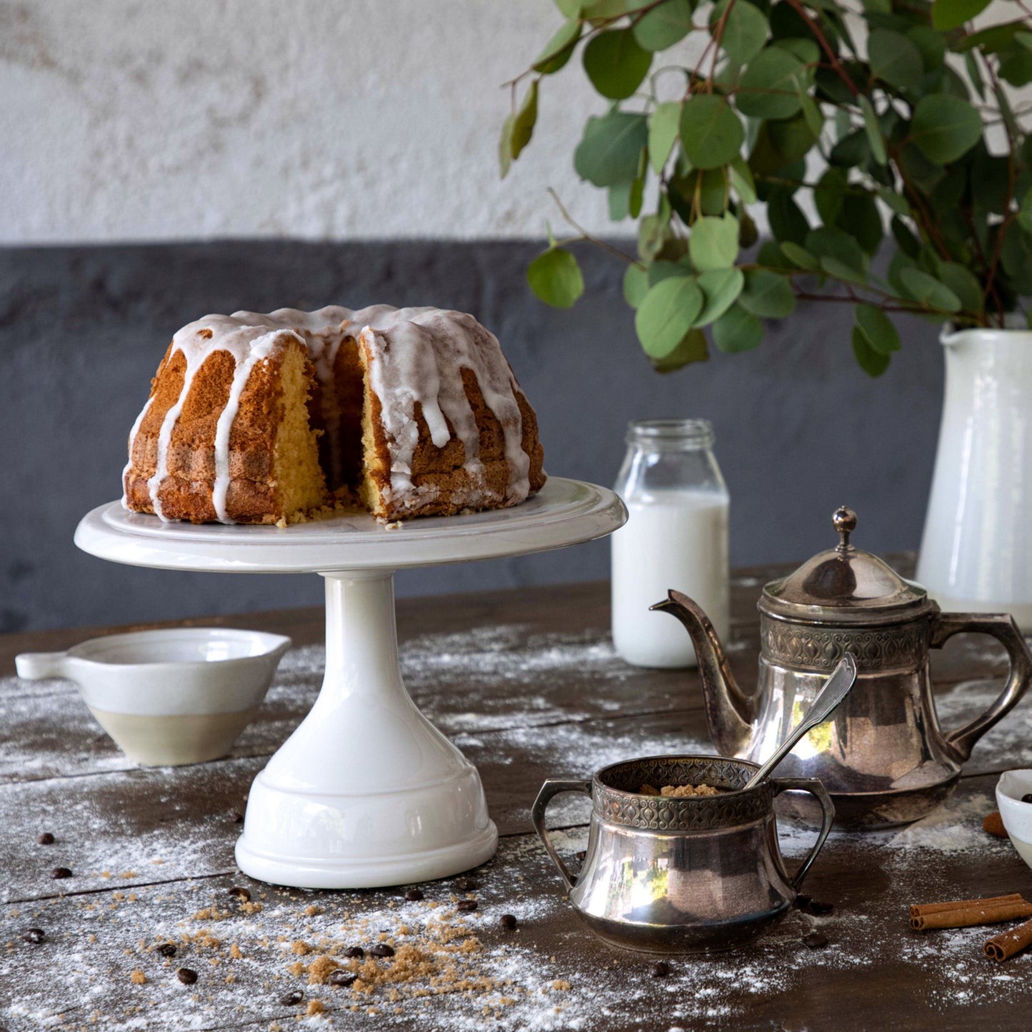 Cake Stand Cook & Host