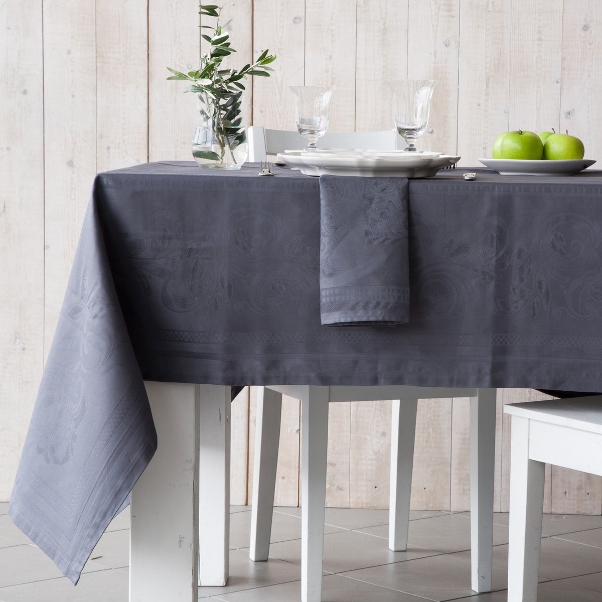 Table cloth 175x300Cm