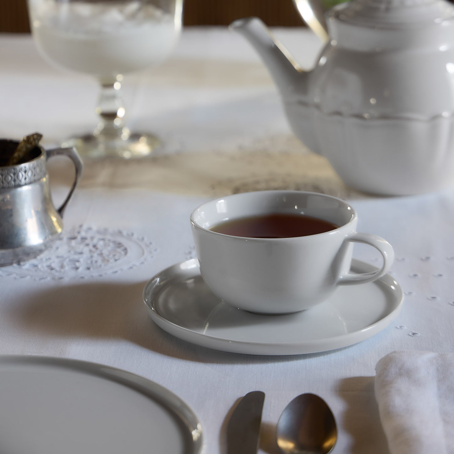 Porcelain Tea Cup Resonance